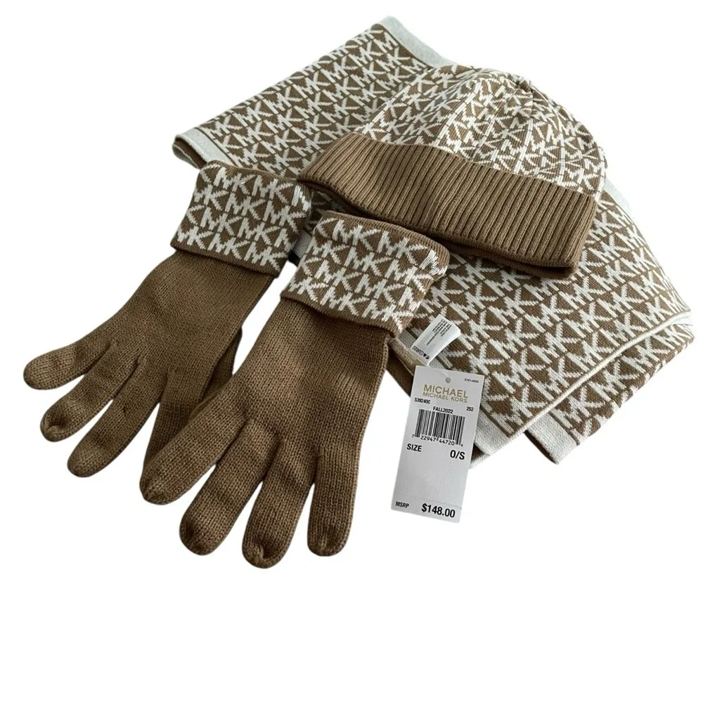 NWT Michael Kors Brown and Cream Accessory Set